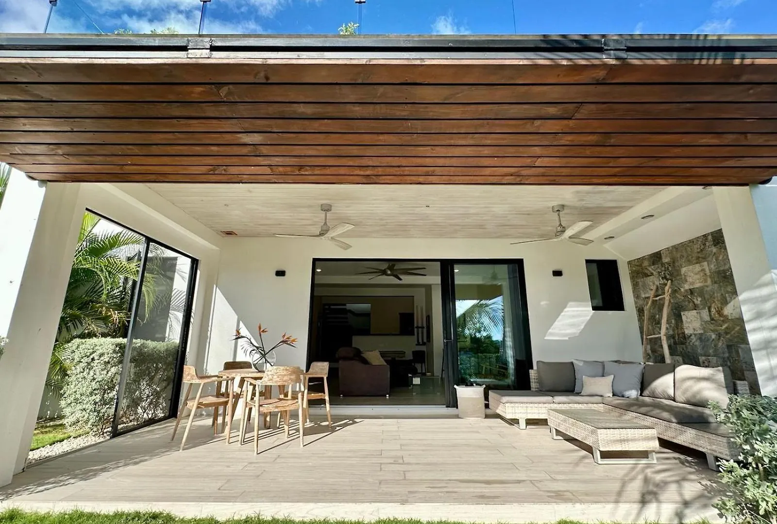Mango House Villa Pattersons