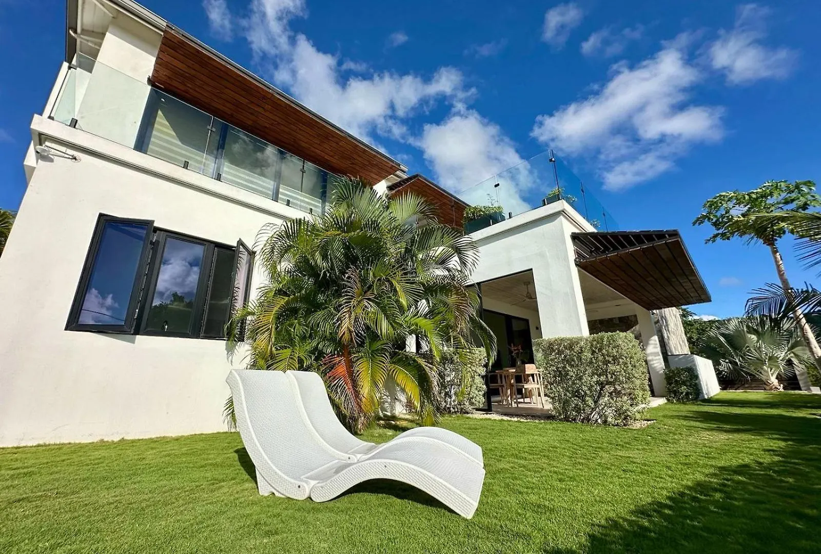 Mango House Villa Pattersons