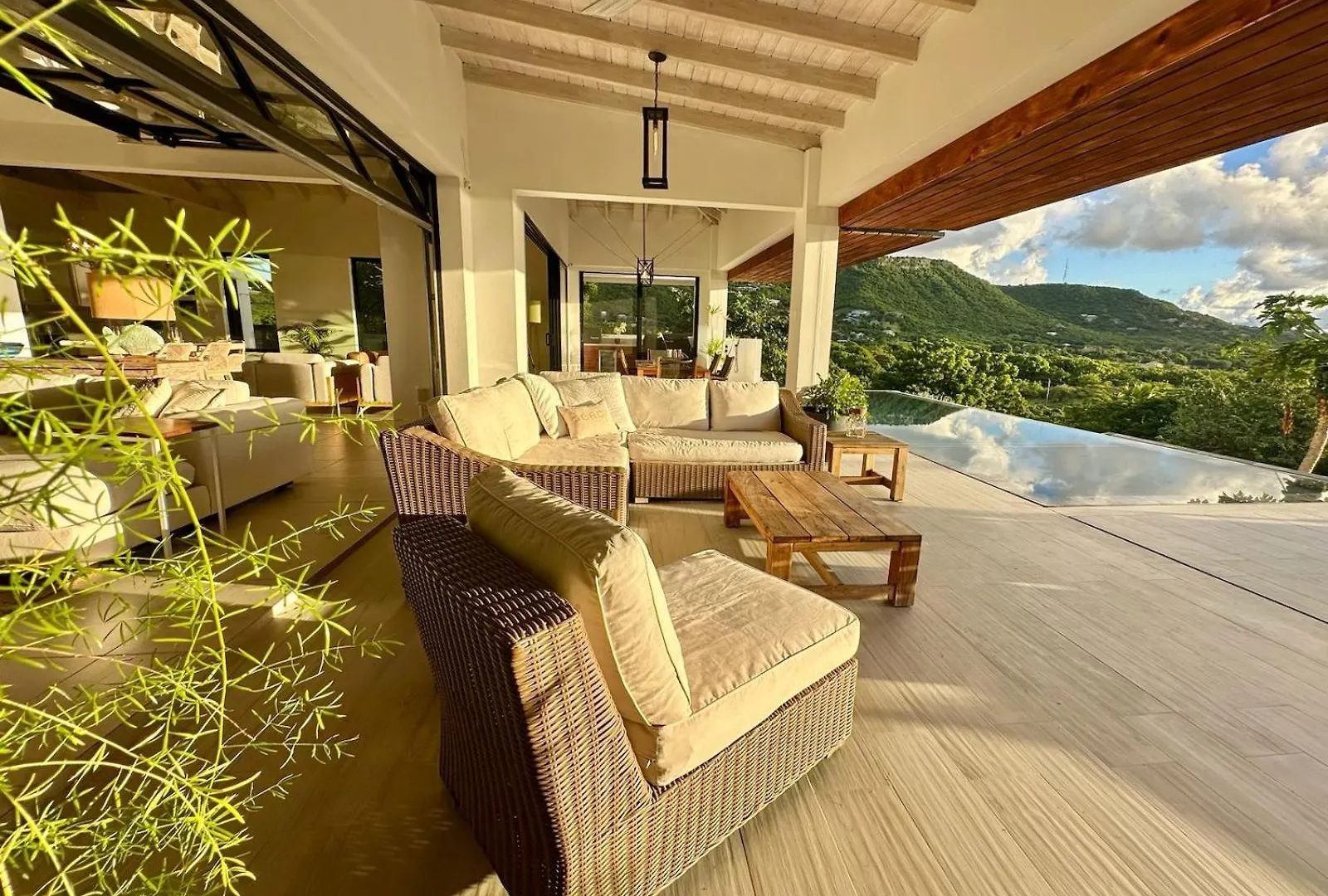 Mango House Villa Pattersons
