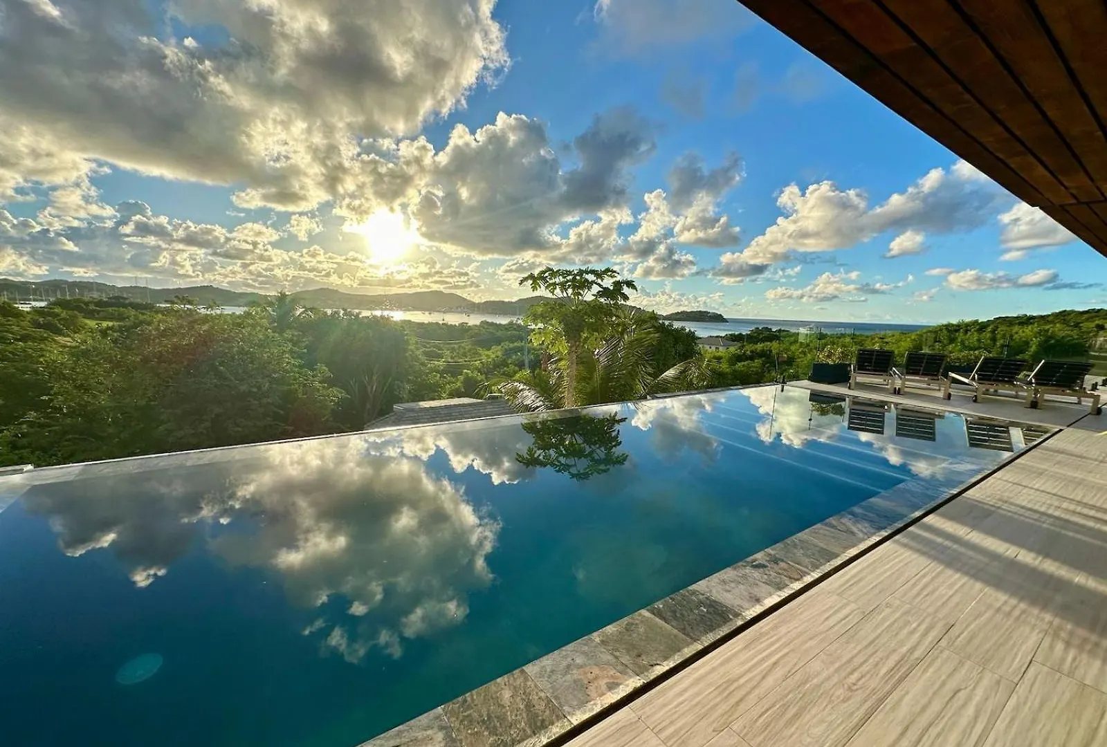 Mango House Villa Pattersons